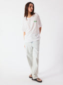 Wit t-shirt apoly bottles