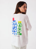 Wit t-shirt apoly bottles