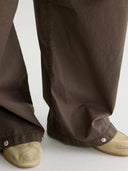 Bruine broek whoop