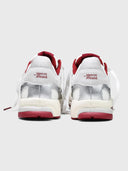 Sneaker re-run white silver