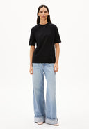 Loose fit t-shirt tarjaa
