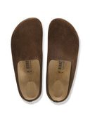 Bruine clogs amsterdam wrapped