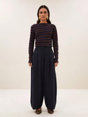 Donkerblauwe pantalon met strepen frida