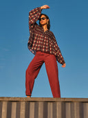 Donkerrode jeans begum