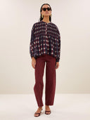 Donkerrode jeans begum