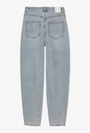 Lichtblauwe barrel fit jeans