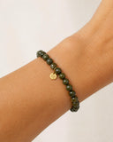 Armbandje met gemstone balletjes donker groen