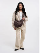 Bruine tas moon bag ruffle