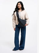 Moon bag ruffle cat shark