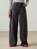 XL straight jeans influential lady