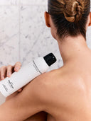 Silky soft shower mousse violet muse 200 ml