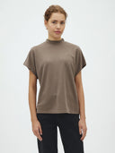 Taupe top met opstaande kraag linea short-m