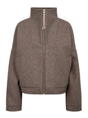 Beige wollen jacket nuklima