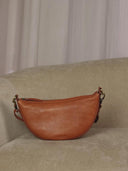 Cognac crossbody tas leo