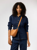 Cognac crossbody tas leo