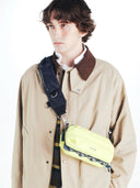 Bottle sacoche medium puffer canary yellow